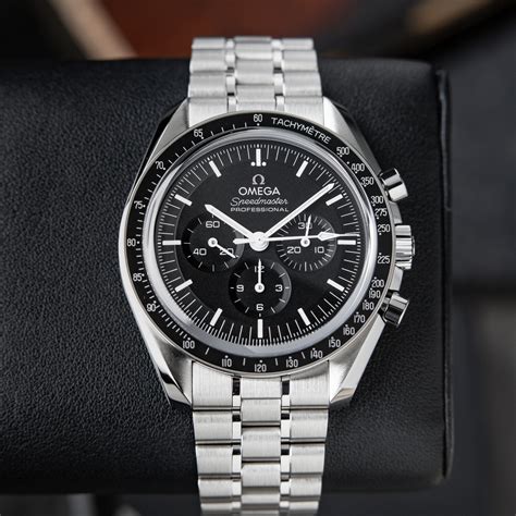 omega speedmaster moonwatch prezzo|Omega Speedmaster moonwatch original price.